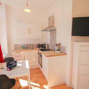 Lille Centre- Nice And Bright Equipped Studio